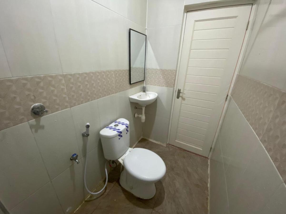 Mapala Guest House Makassar Redpartner Εξωτερικό φωτογραφία