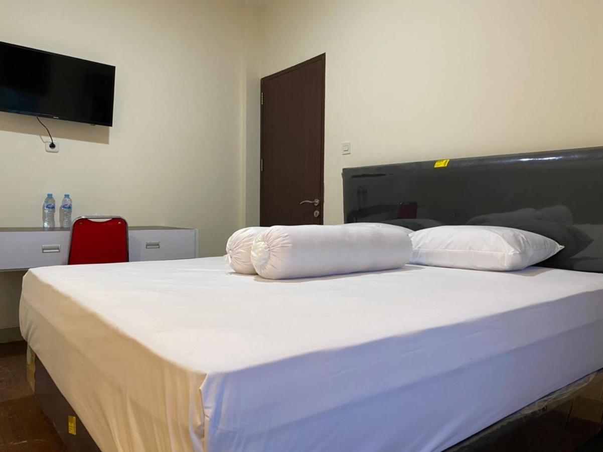 Mapala Guest House Makassar Redpartner Εξωτερικό φωτογραφία