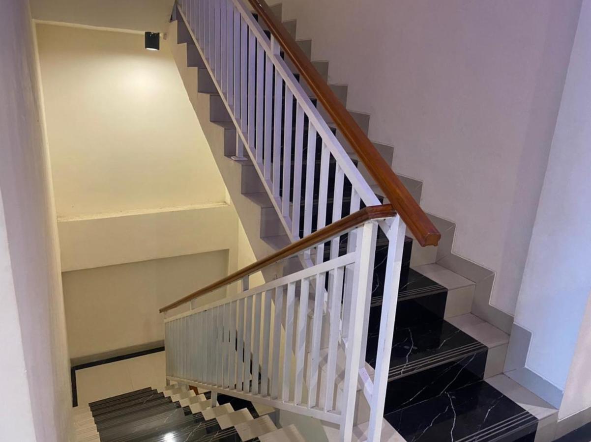 Mapala Guest House Makassar Redpartner Εξωτερικό φωτογραφία
